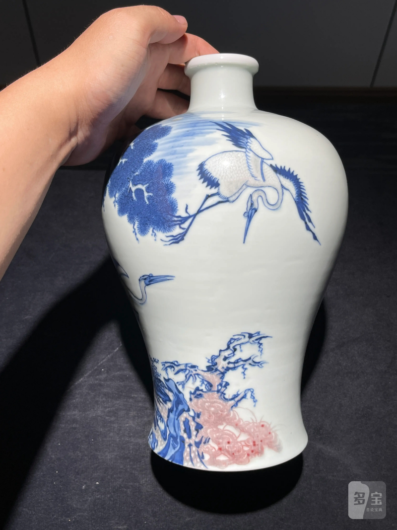 民国 王步风格青花釉里红松鹤纹梅瓶 - 图3